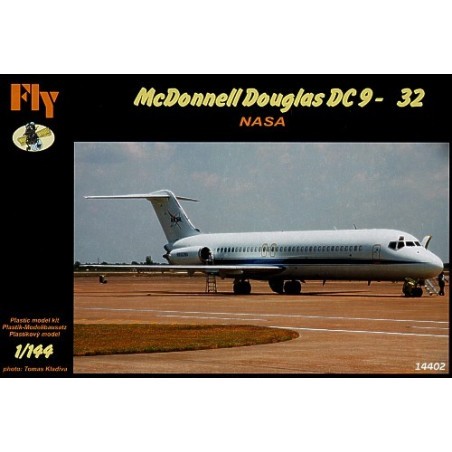 Maquette avion McDonnell Douglas DC 9 - 32 NASA 