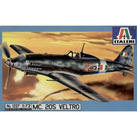 Maquette avion Macchi C.205 Veltro. Décalques aviation italienne 6 Stormo 1944 et 378 Squadriglia 1944.