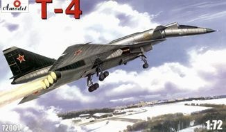 Maquette AModel T-4 (SOTKA) supersonique stratégique soviétique-1/72 -