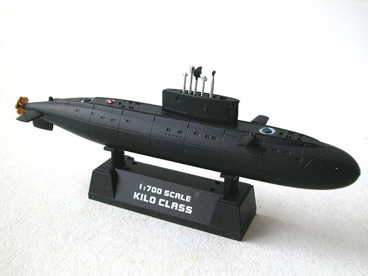 Miniature Easy Model Sous-marin - Kilo Navy Russian Class Easy Model- 