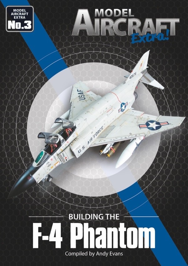  Model Aircraft Extra Livre Construire le fantôme F-4. L'emblématique 