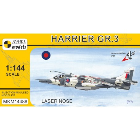 Maquette avion BAe Harrier GR.3 'Laser Nose' Le Hawker Siddeley Harrier “Jump JetË? est un avion britannique V / STOL développé 