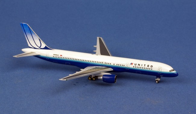 Miniature AeroClassics United Airlines Boeing 757-200 N598UA- 1/400 -