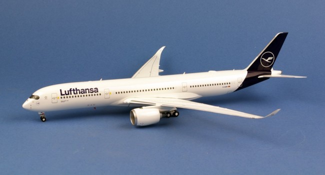 Miniature Herpa Wings Lufthansa Airbus A350-900 D-AIXM- 1/200 - Minia