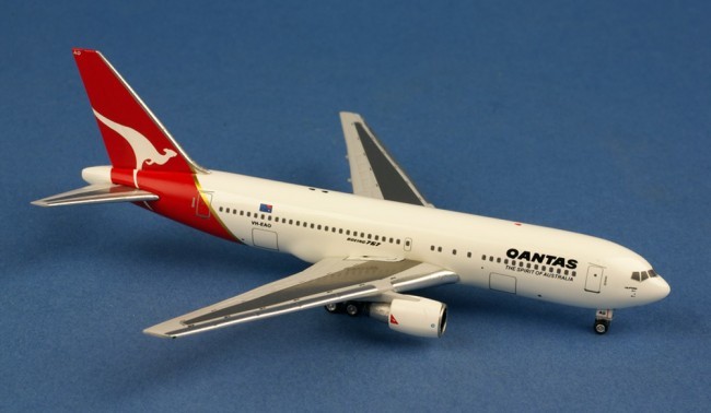 Miniature AeroClassics Qantas Boeing 767-200 VH-EAO- 1/400 - Miniatur