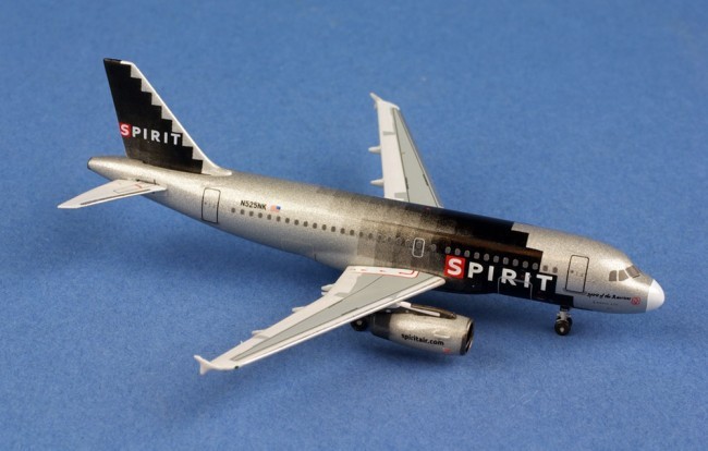 Miniature AeroClassics Spirit Airlines Airbus A319 N525NK- 1/400 - Mi