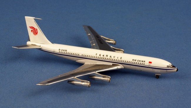 Miniature AeroClassics Boeing 707-320C B-2406 d'Air China- 1/400 - Mi