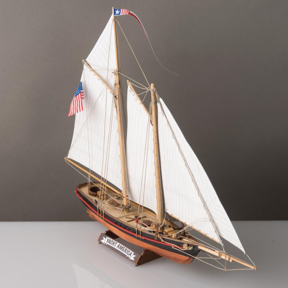 Maquette Corel LINE Yacht America 1/155-1/155 - Maquette de bateau 