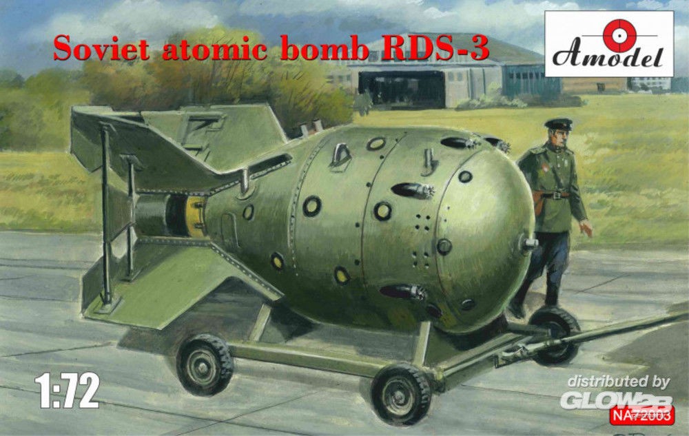 Maquette AModel Soviet atomic bomb RDS-3-1/72 - Maquette d'avion