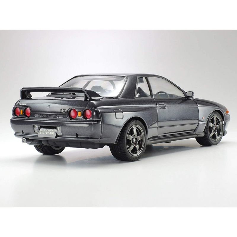 Maquette Tamiya Nissan Skyline GT-R With blistering performance, t