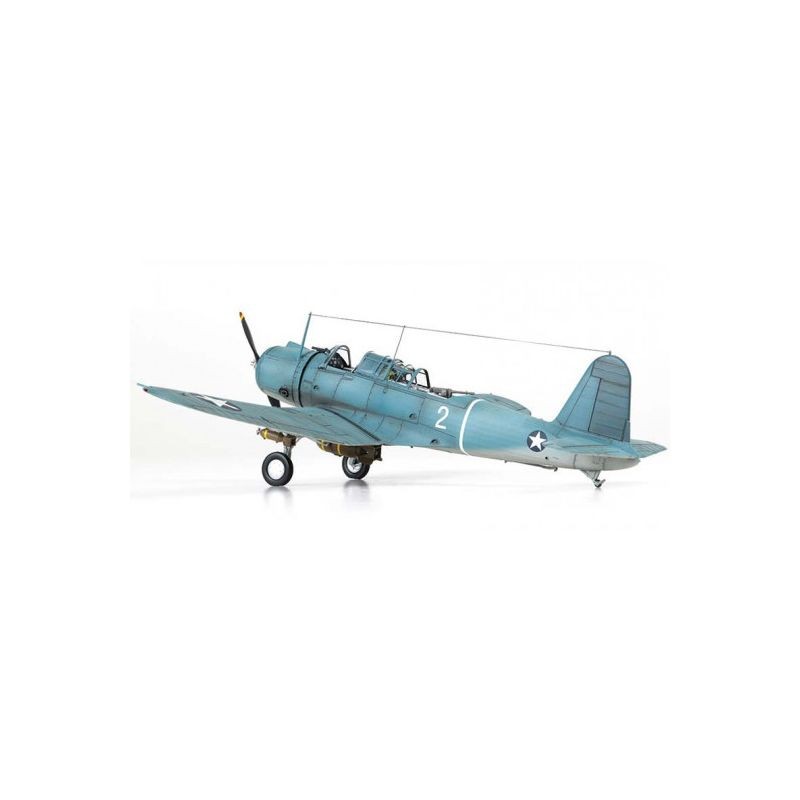 Maquette d’avion en plastique USN SB2U-3 « Bataille de Midway » 1:48