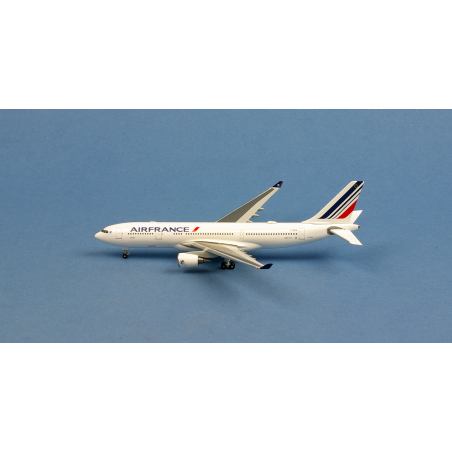 Air France Airbus A330-200 (new colors) – F-GCZE Colmar